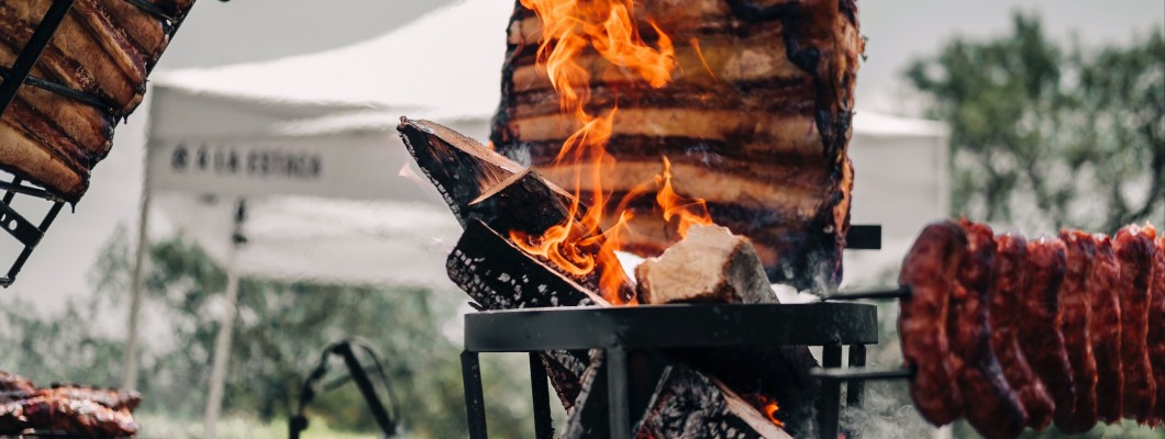 Costillar argentino asado a la estaca