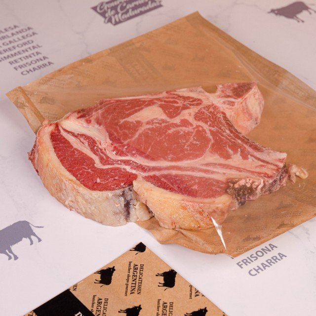 Chuletón de Lomo Alto Vaca Cruzada de procedencia Galicia Madurado de más 30 días Dry Aged