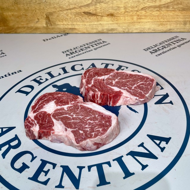 Dúo de Ojo de Bife Entrecot Angus Argentino & Uruguay Total: 500 Gramos Dúo de Ojo de Bife Entrecot Angus Argentino & Uruguay Total: 500 Gramos
