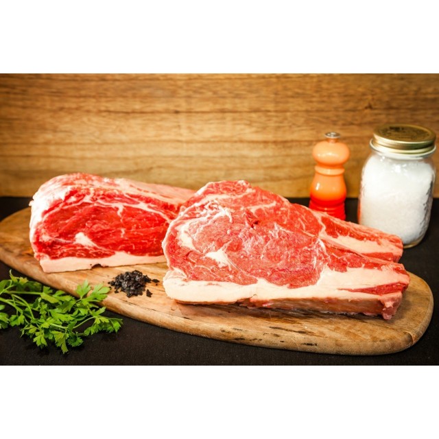 Entrecot con hueso Raza Angus de Irlanda Entrecot con hueso Raza Angus de Irlanda