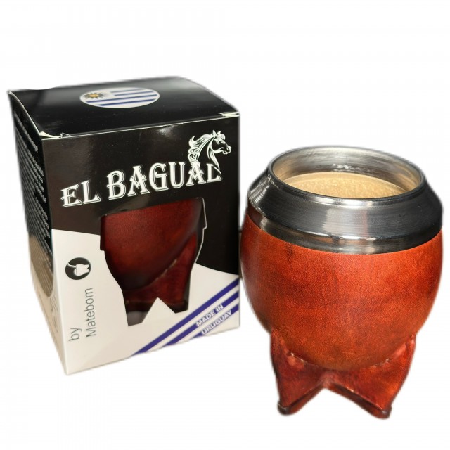 Mate Calabaza Torpedo Forrado de Cuero Marrón Claro  Estilo Argentino